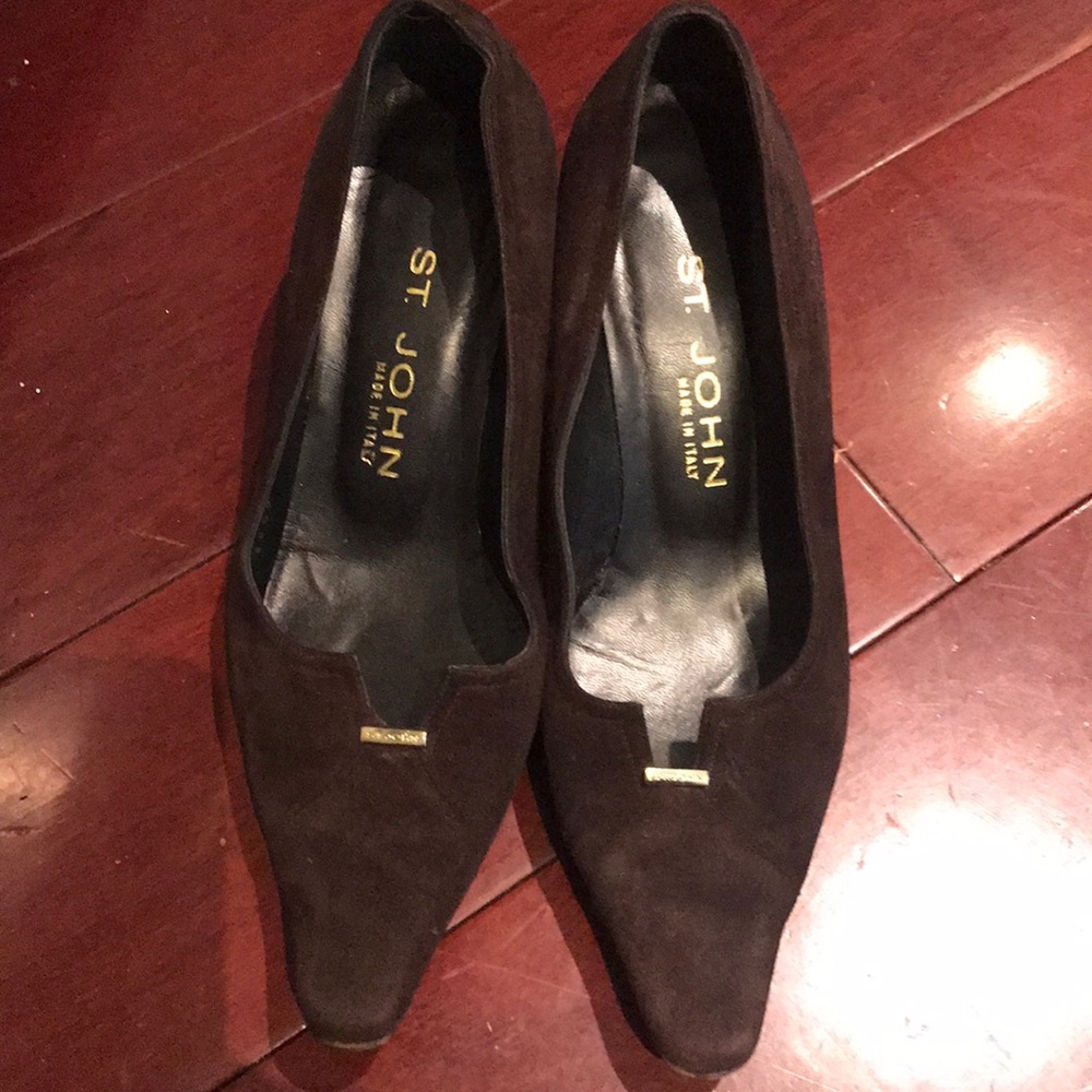 St. John suede shoes -  size 6